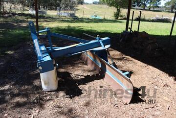 John Berends 3 point linkage blade.