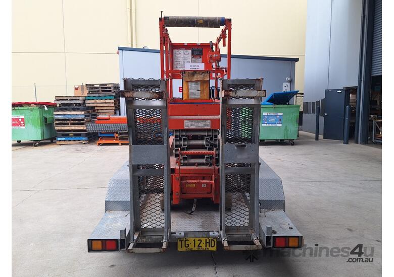 2002 Snorkel S1930 Scissor Lift & Trailer