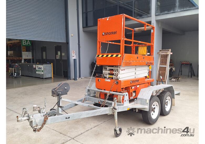 2002 Snorkel S1930 Scissor Lift & Trailer