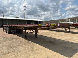 1991 Haulmark Tri Axle Flat Top Trailer - picture1' - Click to enlarge