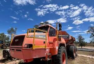 2011 Doosan Moxy MT-41 Dump Truck