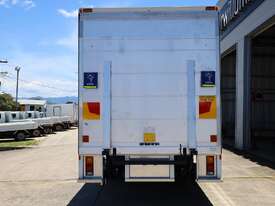 2024 Fuso Fighter 1427 - picture2' - Click to enlarge