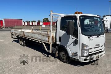 Isuzu   NLR