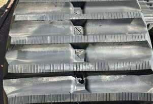 Traxter 600x100x80 Crawler Tracks to suit Morooka MST1100 Tracked Carrier