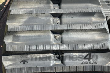 Traxter 600x100x80 Crawler Tracks to suit Morooka MST1100 Tracked Carrier