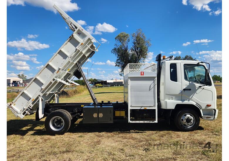 Mitsubishi Fuso Fighter 6 4x2 PTO Tipper Truck. Ex Council 