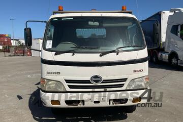 2010 Hino 300 716 Service Body