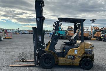2021 Caterpillar DP25NT Counter Balance Forklift