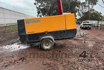 Compair C110-9 , 400cfm Portable Air Compressor