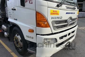 2017 Hino FG 500 1628 Street Sweeper (Dual Control)