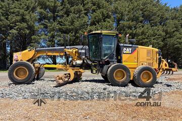 Caterpillar 2013   140M2