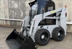 50HP Skid Steer - Kubota 2.7L Diesel