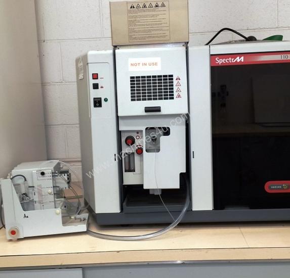 caption Atomatic Absorption Varian Spectra AA 110