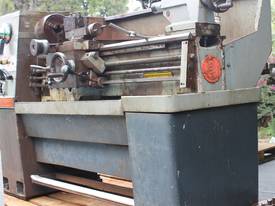 Colchester Master 2500 Lathe - picture0' - Click to enlarge