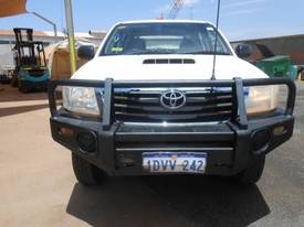 2012 Toyota Hilux SR 3L TDI F/L 4WD Dual Cab Tray  - picture0' - Click to enlarge
