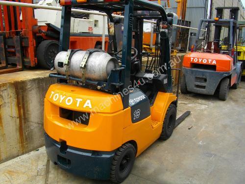 caption Toyota 1.8 tonne forklift RENT ME