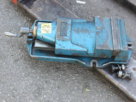  LARGE TRULOCK MILLING VICE 59KG 200mm 8inch - picture2' - Click to enlarge