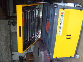 SVM-1212 Vacuum Forming Machine - picture0' - Click to enlarge