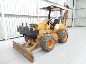 1995 Case 560 Trencher  - picture0' - Click to enlarge