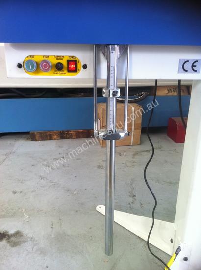caption ELECTRIC BENDMASTER 1250E