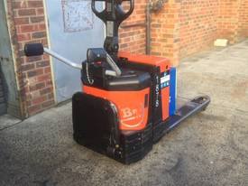 BT LPE200 Pallet Truck Forklift - picture0' - Click to enlarge