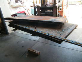 surface  plates  - picture0' - Click to enlarge