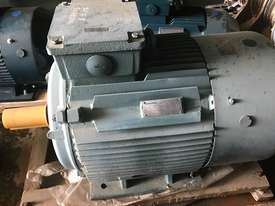 45 kw 60 hp 4 pole 415 v IP66 Electric Motor - picture1' - Click to enlarge