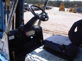 Hyster H2.50XL forklift - picture1' - Click to enlarge