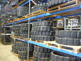 Komatsu PC35/PC40/PC45 Excavator Rubber Tracks - picture1' - Click to enlarge