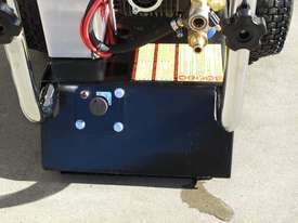BAR Diesel Cold Water Pressure Cleaner 2048-YE - picture1' - Click to enlarge