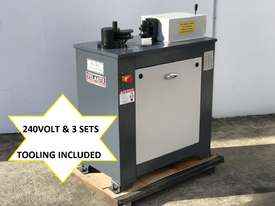 240 Volt - 32mm Capacity Bender With 3 Sets Tooling - 1 ONLY LEFT - picture0' - Click to enlarge