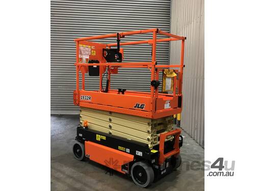 JLG R1932 19' Scissor Lift