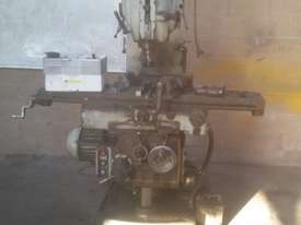 3 phase milling machine  - picture0' - Click to enlarge