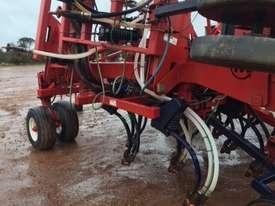 Morris Maxim 3 Seeder Bar Seeding/Planting Equip - picture2' - Click to enlarge