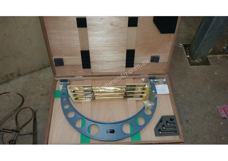 caption MITUTOYO 103-143A INTERCHANGABLE ANVIL OUTSIDE MICROMETER