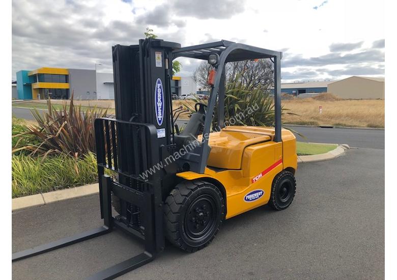 caption TCM FD30 Diesel