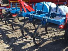 John Berends 9 tyne Chisel Plough/Rippers Tillage Equip - picture0' - Click to enlarge
