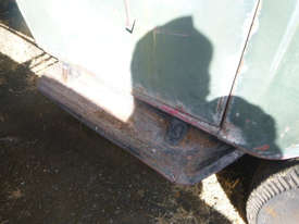 International AA Tipp Truck  Tipping tray Truck - picture0' - Click to enlarge