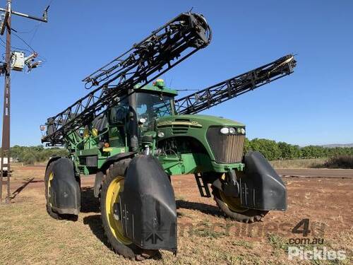 caption 2005 John Deere 4720