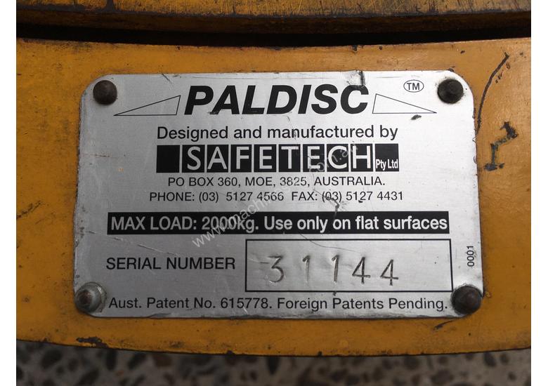 caption Paldisc Pallet Turntable, 2000kg rated