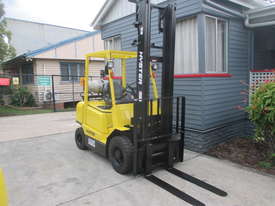 Hyster 2.5 ton LPG, low hours Used Forklift - picture0' - Click to enlarge