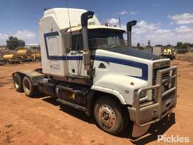 1999 Mack Trident CLS - picture0' - Click to enlarge