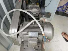 Typhoon Air Compressor - picture1' - Click to enlarge