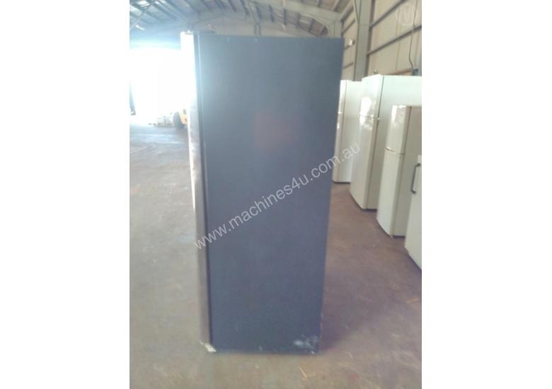 Used westinghouse Westinghouse Virtuoso Display Fridges in , Listed