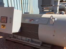 900 kw 1200 hp 6 pole 6600 volt 500 frame WEG AC Electric Motor - picture0' - Click to enlarge