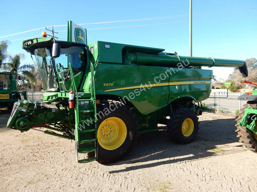 John Deere S670 Header(Combine) Harvester/Header