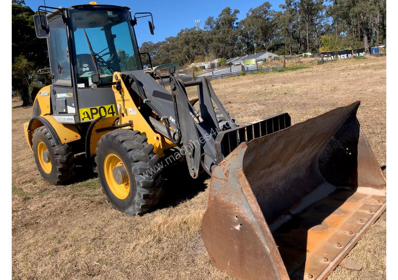 Used New Holland W80 Wheel Loader in , Listed on Machines4u