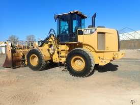 2012 Caterpillar 930H Tool Carrier Loader - picture0' - Click to enlarge