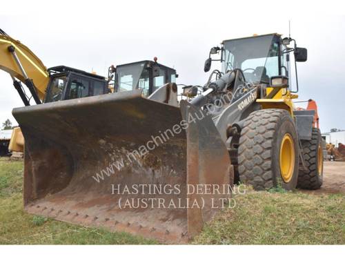 KOMATSU WA 200 PT-5 Wheel Loaders integrated Toolcarriers