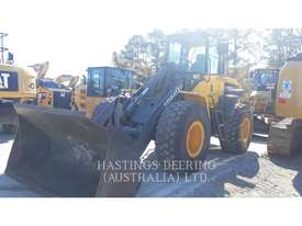 KOMATSU WA 200 PT-5 Wheel Loaders integrated Toolcarriers - picture1' - Click to enlarge